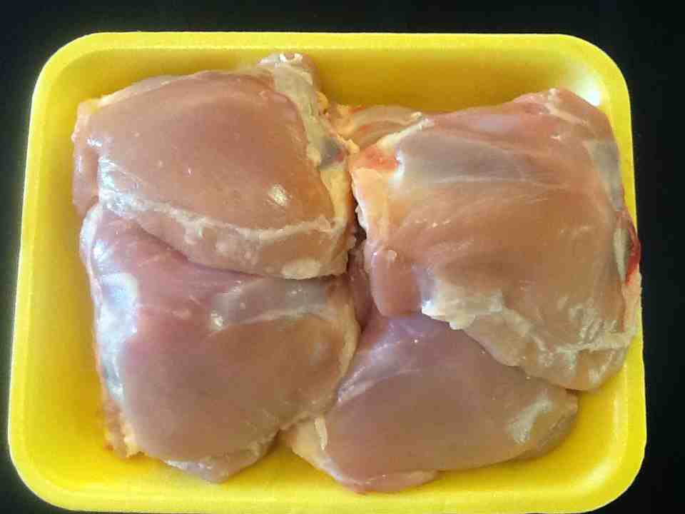 Chicken Thighs (Skinned & Cleaned)